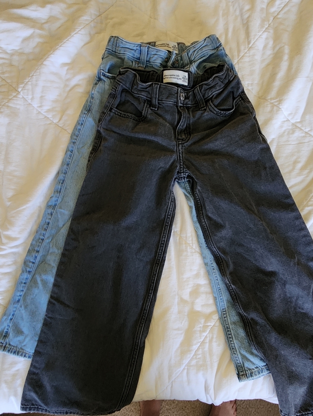 2 pairs abercrombie kids Black and Light Blue Wide-Leg Jeans Duo